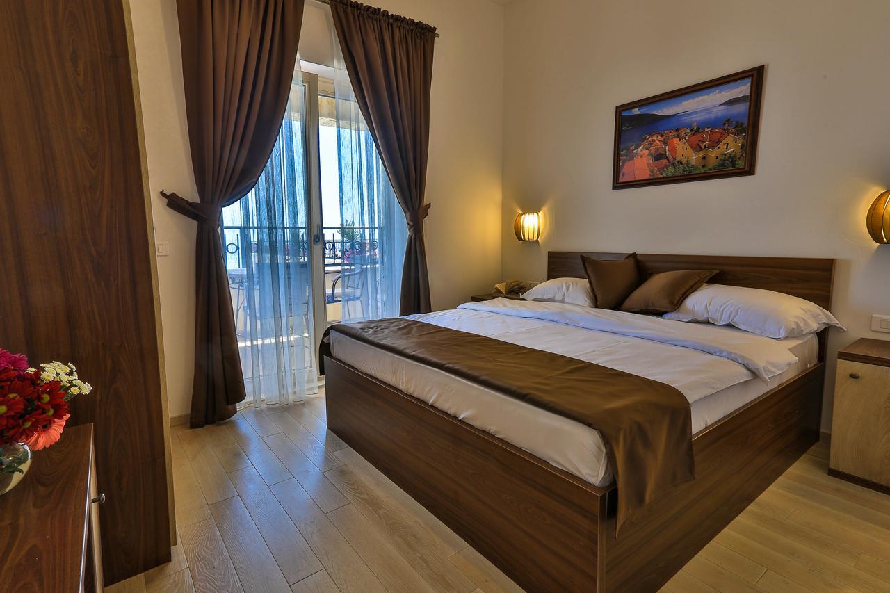 Sunny Villa Jasmine Свети-Стефан Экстерьер фото
